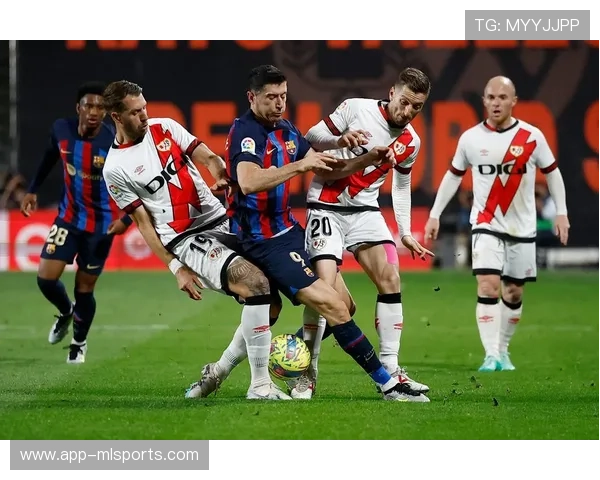 西甲保级形势分析：瓦伦西亚、巴列卡诺、莱万特陷入降级区混战