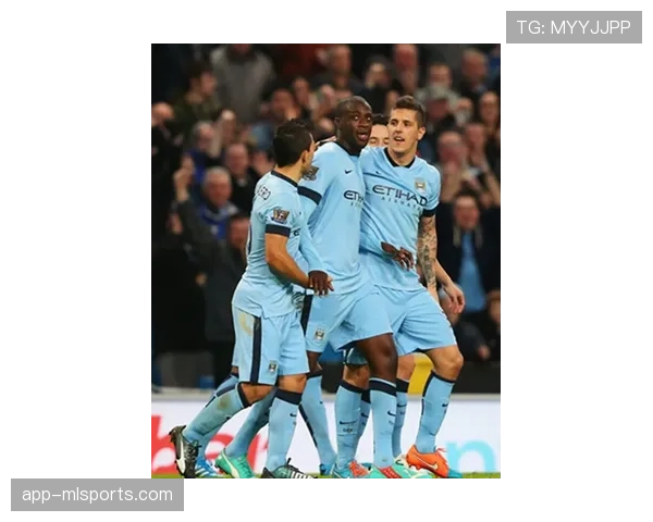 曼城俱乐部联合市政府启动“曼彻斯特校园足球”公益计划